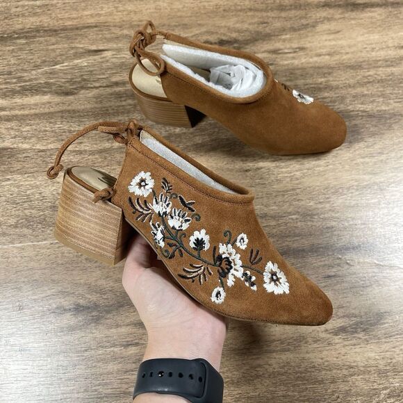 SBICCA Vintage Collection Sharpay Suede Leather Embroidered Mule Boho Size 7 - Picture 2 of 10